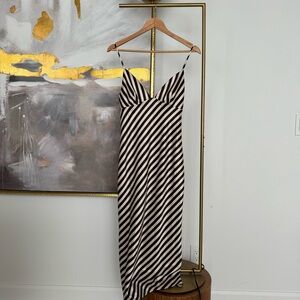 ⏱️24 HR SALE⏱️ Shona Joy Slip Dress